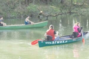 NEVEREST Wasse, Wald & Wiese See Fluss Boot Kanu Paddeln Abenteuer