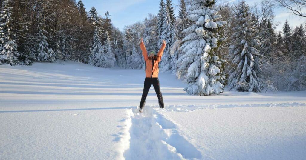 NEVEREST Seminar: Iglu bauen & Schneeschuhwandern