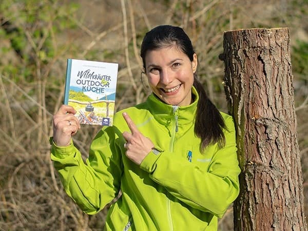 Wildkräuter Outdoorküche 22 Wildkräuter Outdoorküche | JF | Foto mit Buch