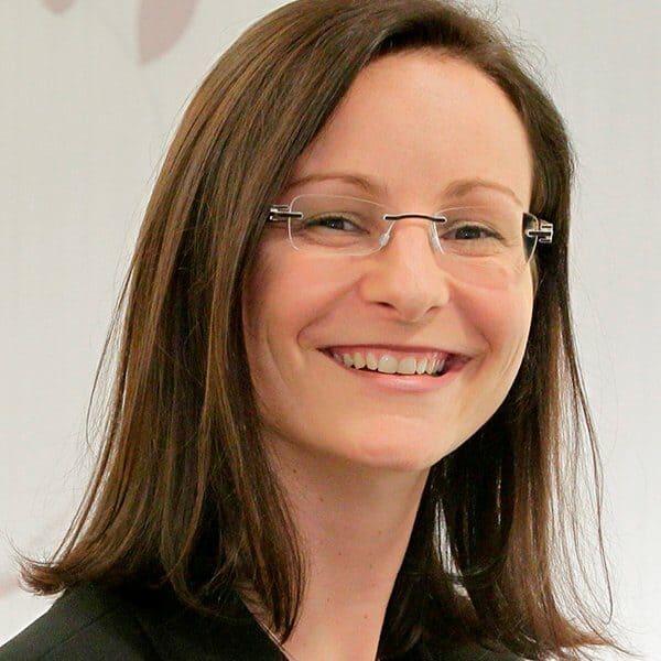 Petra Heidler NEVEREST Team